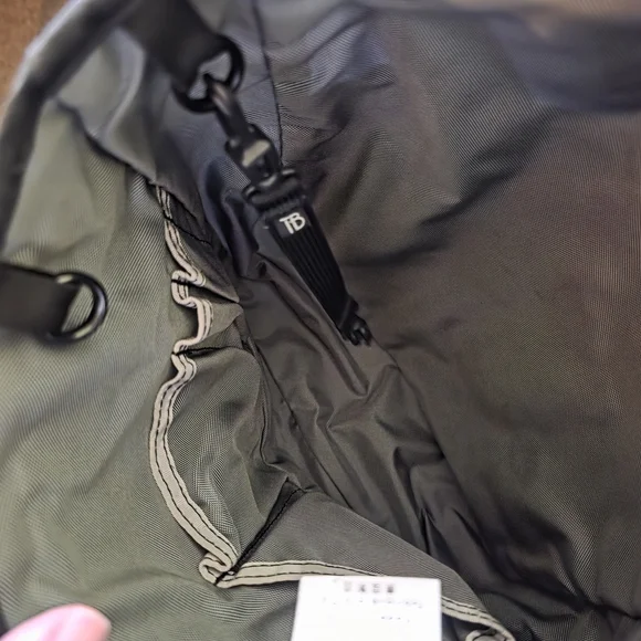 Tom Bihn Medium Cafe Bag - Picture 8 of 8